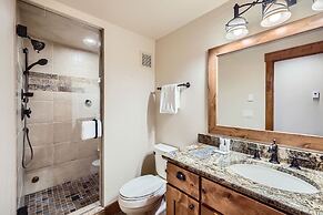 Casa De Plata 5 Bedroom Home by RedAwning