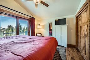 Casa De Plata 5 Bedroom Home by RedAwning