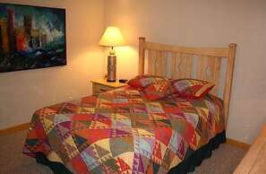 Powder Moose Villa 5 Br home by RedAwning