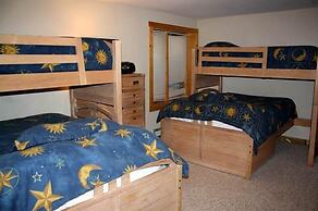 Powder Moose Villa 5 Br home by RedAwning