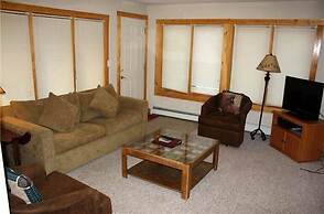 Powder Moose Villa 5 Br home by RedAwning