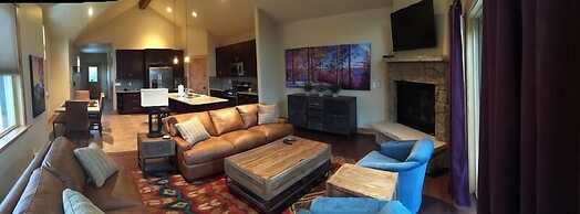 Maggie Townhome 3 Bed 3 Bath