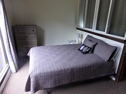 Snowflake 1 Bed plus Den 2 Bath