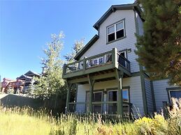 Anemone Townhome 3 Bed 3 Bath