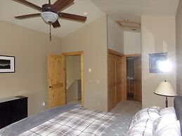 Anemone Townhome 3 Bed 3 Bath