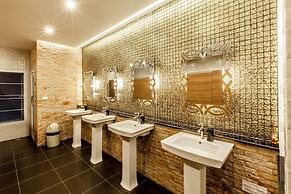 Gallery Lake View Hotel