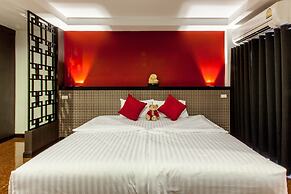 Gallery Lake View Hotel