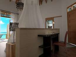 Drift Thelu Veliga Retreat