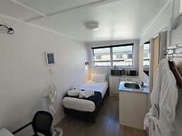 Roselands Motel