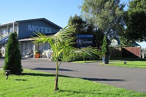 Roselands Motel