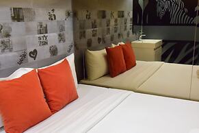 Double Five - Hostel