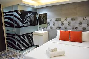 Double Five - Hostel