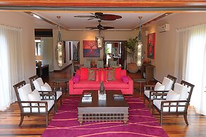 Sankhara Beachfront Villas