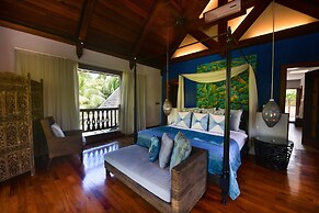 Sankhara Beachfront Villas