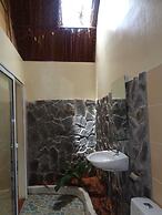 Ninila Fruit Farm Bungalow