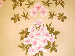 Azalea & Glicine House