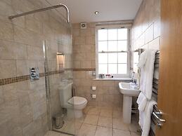 Harbourside Apartments