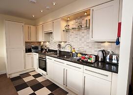 Harbourside Apartments