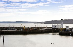 Harbourside Apartments