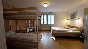 Youth Hostel Leissigen