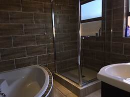 Gecko Inn Guest House