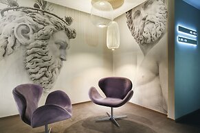 Glance Hotel In Florence