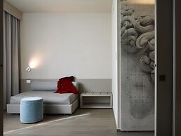 Glance Hotel In Florence