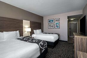 La Quinta Inn & Suites by Wyndham Forsyth