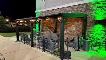 La Quinta Inn & Suites by Wyndham Forsyth