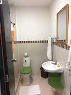 Hostal Central Beach