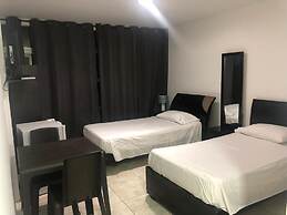 Hostal Central Beach