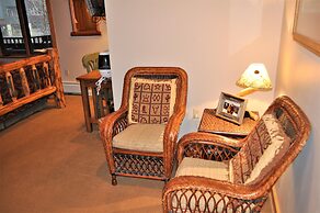 Arapahoe Lodge 1 Bed 2 Bath