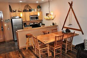 Arapahoe Lodge 1 Bed 2 Bath