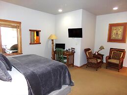 Arapahoe Lodge 1 Bed 2 Bath