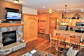 Arapahoe Lodge 1 Bed 2 Bath