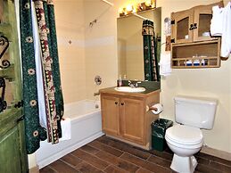 Arapahoe Lodge 1 Bed 1 Bath B