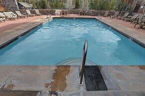 Arapahoe Lodge 1 Bed 1 Bath B