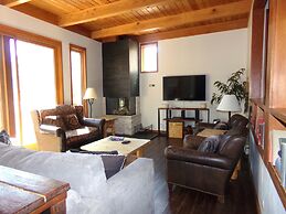 Tennis Townhome 2 Bed 2.5 Bath