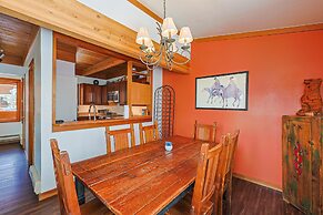 Tennis Townhome 2 Bed 2.5 Bath