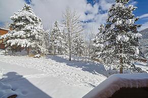 Tennis Townhome 2 Bed 2.5 Bath