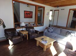 Tennis Townhome 2 Bed 2.5 Bath