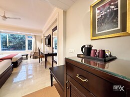 Hotel Green View - Behind Pramarth Niketan
