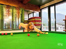 Hotel Green View - Behind Pramarth Niketan
