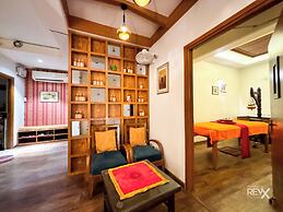 Hotel Green View - Behind Pramarth Niketan