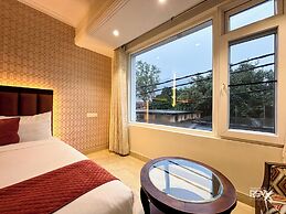 Hotel Green View - Behind Pramarth Niketan