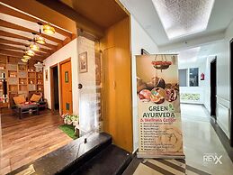 Hotel Green View - Behind Pramarth Niketan