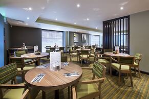 Premier Inn Edinburgh Cc York Place/St James Quarter