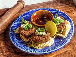 ibis Kochi City Centre Hotel