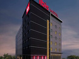 ibis Kochi City Centre Hotel