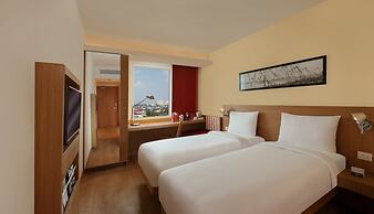 ibis Kochi City Centre Hotel